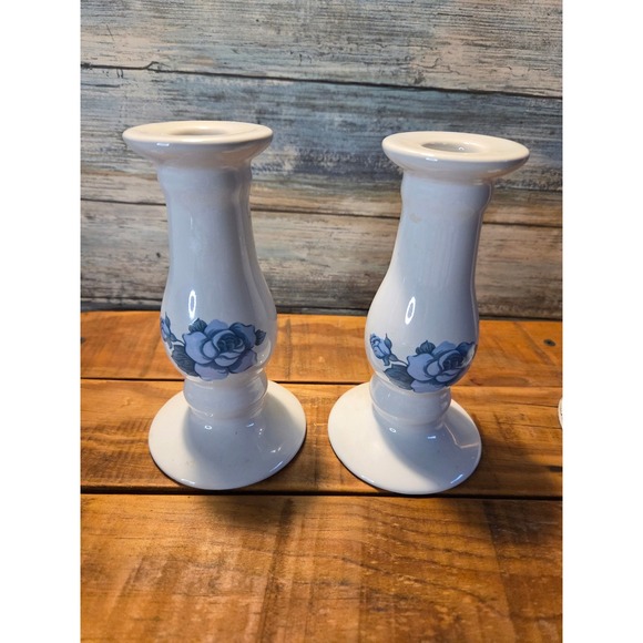 Vintage Jay Company Corelle Blue and White Candle Sticks - Picture 3 of 8